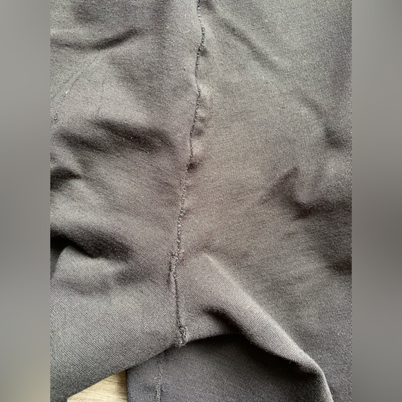 3/$30 Suzy Shier black textured leggings/ pants, elastic waistband - Picture 6 of 6